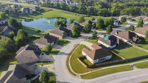 609 N Montclair Way, Nixa, MO 65714 photo 3