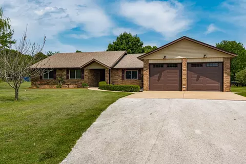 260 Woodside Dr, Ozark, MO 65721 photo 1