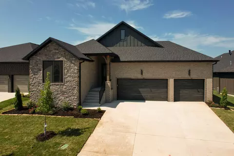 3713 E Hutcheson Ave, Springfield, MO 65802 photo 1