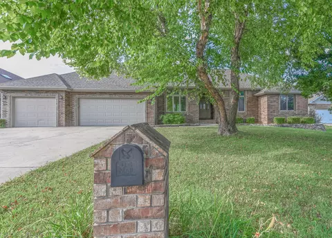 3611 W Edgewood Ct, Springfield, MO 65807 photo 1