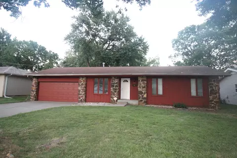2460 S Dollison Ave, Springfield, MO 65807 photo 1