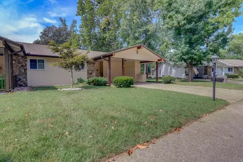 19 Magnolia Ct, Branson, MO 65616 photo 1