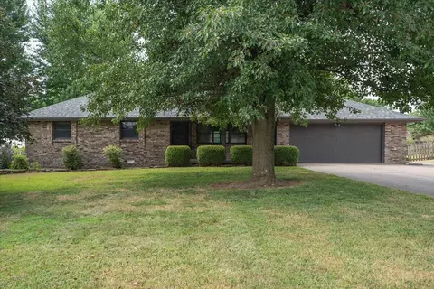 622 E Rosewood St, Republic, MO 65738 photo 1