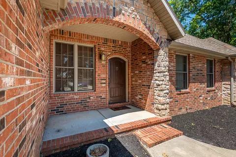 3627 S Sulgrove Ave, Springfield, MO 65804 photo 10
