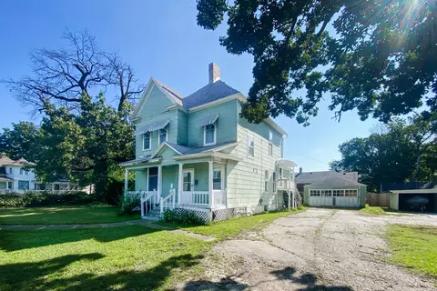 1928 N Grant Ave, Springfield, MO 65803