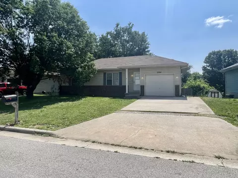2304 S 14th St, Ozark, MO 65721 photo 1