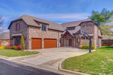 8648 Interlochen Dr, Nixa, MO 65714 photo 2