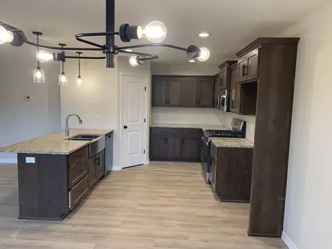 1481 Lyon Ave, Republic, MO 65738 photo 4