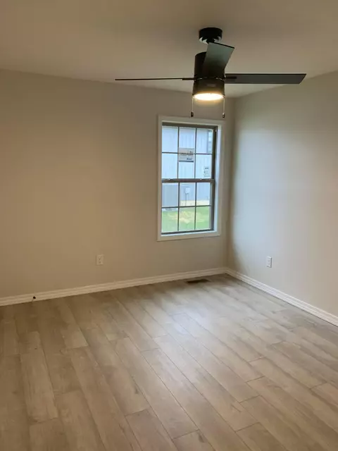 1481 Lyon Ave, Republic, MO 65738 photo 9
