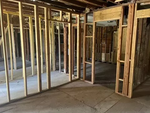 355 N Homewood Ave, Springfield, MO 65802 photo 3