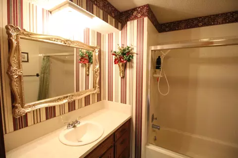 825 E Rockwood St, Springfield, MO 65807 photo 13