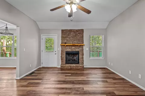 970 Midwest Ln, Strafford, MO 65757 photo 9