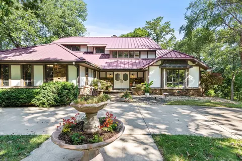 3078 S Brandywine Trl, Springfield, MO 65809 photo 2