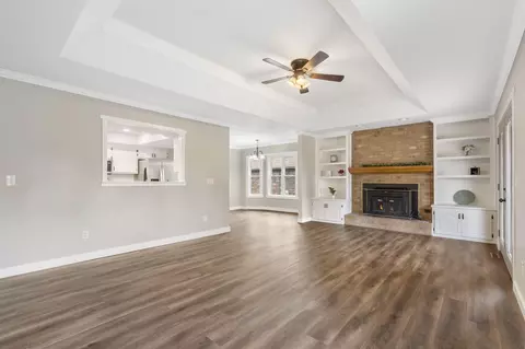 1038 W Seminole St, Springfield, MO 65807 photo 4