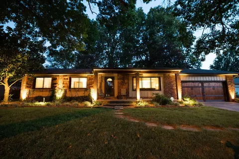 3078 E Lomita St, Springfield, MO 65804 photo 1