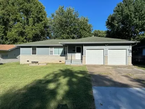 1732 S Grant Ave, Springfield, MO 65807