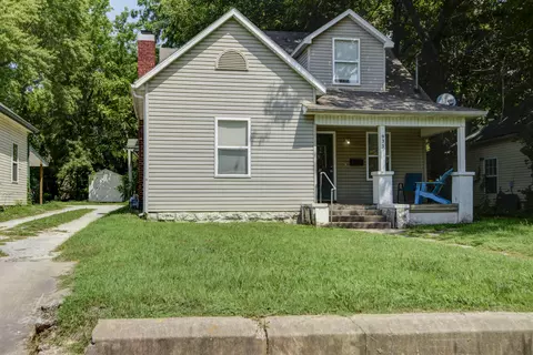 933 E Locust St, Springfield, MO 65803 photo 3