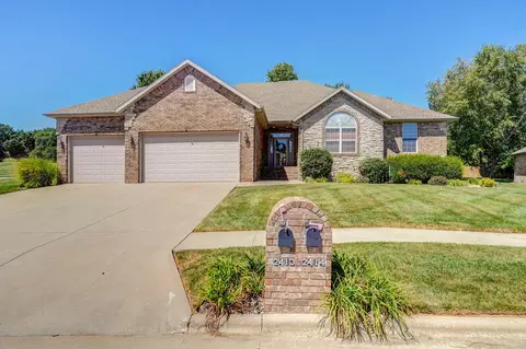 2413 W Saratoga, Ozark, MO 65721 photo 1