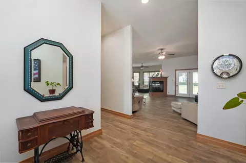 2413 W Saratoga, Ozark, MO 65721 photo 6