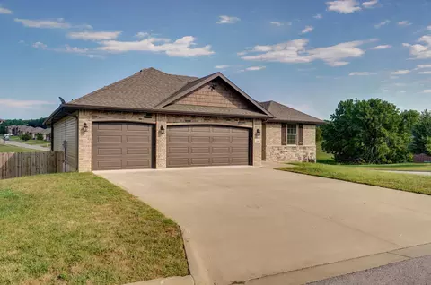 1644 N Eagle Valley Ln, Nixa, MO 65714 photo 2