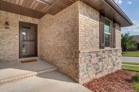 1644 N Eagle Valley Ln, Nixa, MO 65714 photo 4