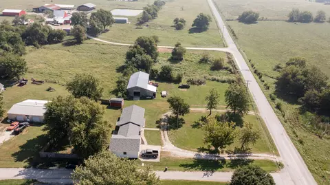 1411 E 490th Rd, Bolivar, MO 65613 photo 29