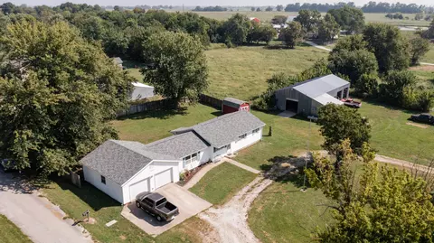 1411 E 490th Rd, Bolivar, MO 65613 photo 42