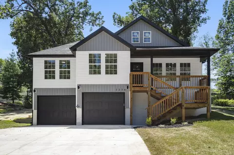 1234 W Arlington Dr, Springfield, MO 65803 photo 2