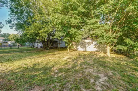 1211 N Forest Ave, Springfield, MO 65802 photo 17