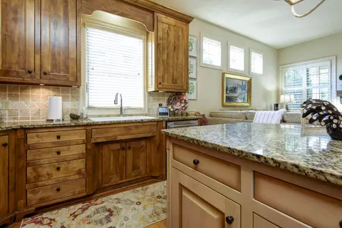 3811 E Knollwood Dr, Ozark, MO 65721 photo 17