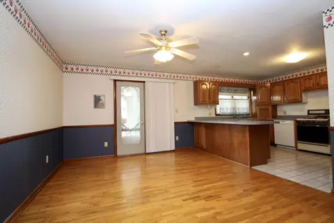 4060 W Bogard St, Springfield, MO 65802 photo 8