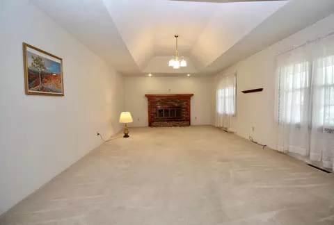 4060 W Bogard St, Springfield, MO 65802 photo 6
