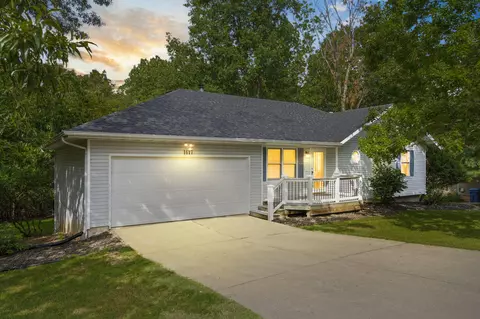 1617 E Melanie Ln, Ozark, MO 65721 photo 1