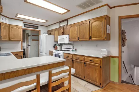 707 W Wasson Dr, Nixa, MO 65714 photo 4