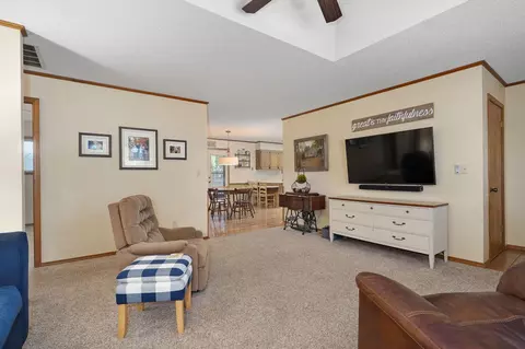 707 W Wasson Dr, Nixa, MO 65714 photo 3
