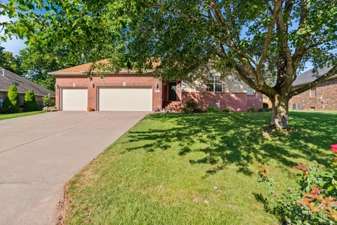 441 N Tiffany Blvd, Nixa, MO 65714 photo 2