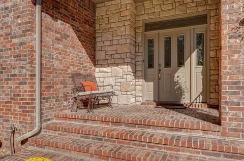 4331 E Misty Woods St, Springfield, MO 65809 photo 6
