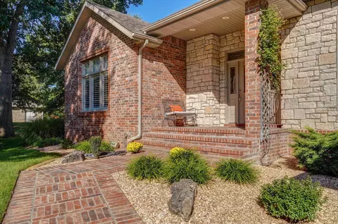 4331 E Misty Woods St, Springfield, MO 65809 photo 5