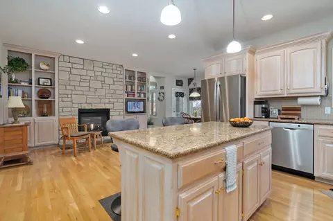 4331 E Misty Woods St, Springfield, MO 65809 photo 22