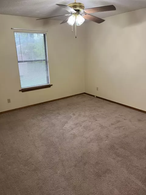 706 E Dyann Dr, Nixa, MO 65714 photo 15
