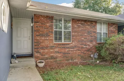 3812 W Sylvania St, Springfield, MO 65807 photo 4