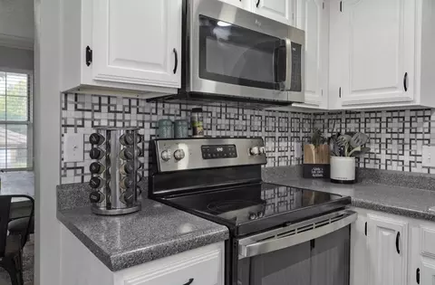 3812 W Sylvania St, Springfield, MO 65807 photo 18