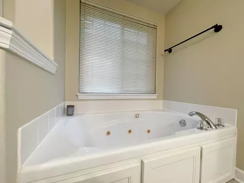 983 W Cambridge Ave, Nixa, MO 65714 photo 18