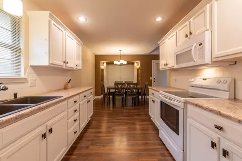 983 W Cambridge Ave, Nixa, MO 65714 photo 13