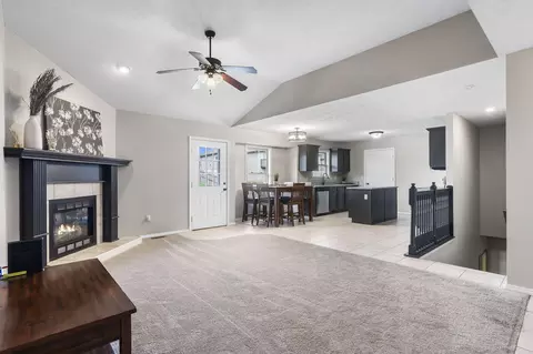 1911 N Gregory Dr, Nixa, MO 65714 photo 5