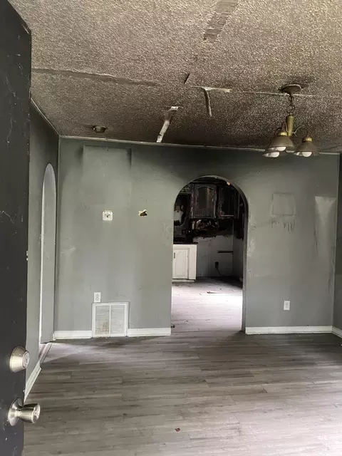 2531 W Page St, Springfield, MO 65802 photo 5