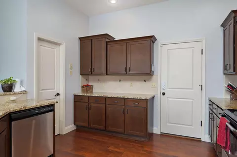 2112 N Williamsburg Ln, Ozark, MO 65721 photo 14