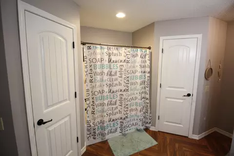 214 Dixie Ave, Clever, MO 65631 photo 9
