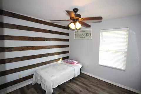 214 Dixie Ave, Clever, MO 65631 photo 14