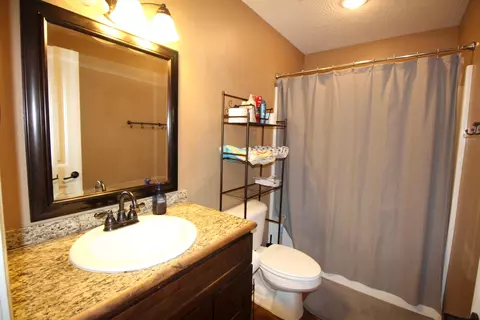 214 Dixie Ave, Clever, MO 65631 photo 13
